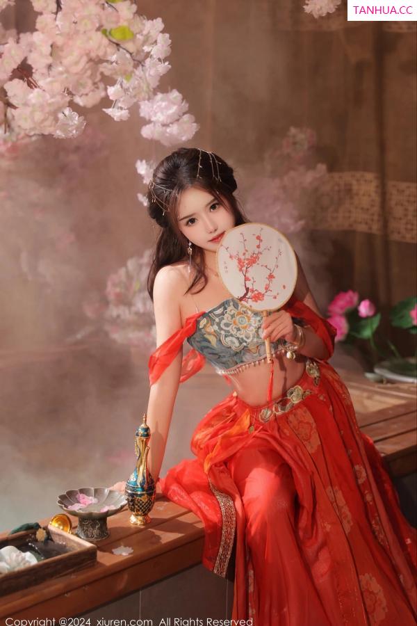   [XiuRen]高清写真图 2024.02.27 No.8146 小薯条nienie 性感美腿第20张图片